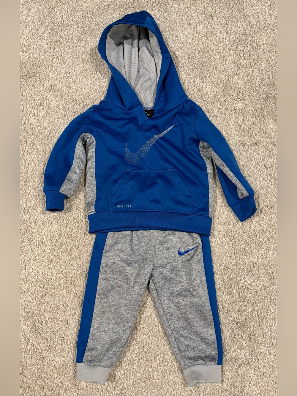 Nike Dri-FIT Baby Boy 12M Hoodie Jogger 2 Piece Tracksuit Set